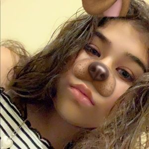 Meet your Posher, Esmeralda